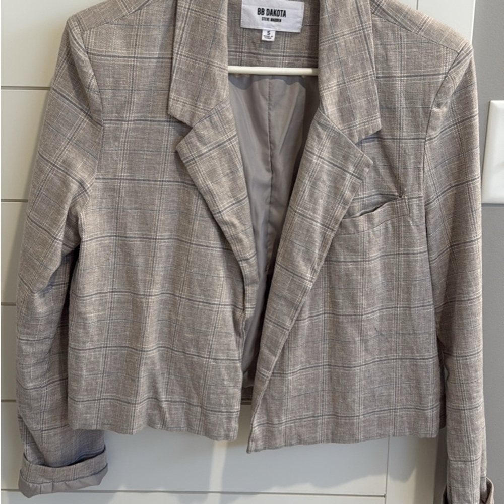 BB Dakota Women's Gray Plaid Jacket